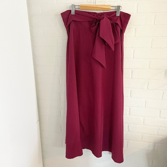 Stunning Maxi Skirt Burgundy Dark red Flowy Lightweight Pleated Belted Bow XXL - Picture 7 of 14